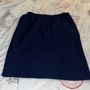 Alfred Dunner skirt navy blue
